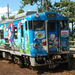 No.573-2:見て楽しい、乗ってうれしい「ドラえもん電車」と「忍者ハットリくん列車」で夢の旅へ